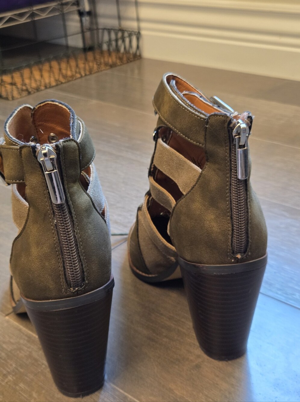 Free People Vegan Lace Up Cutout Ankle Booties Olive Canvas Block Heel EU 38 US - Picture 5 of 8